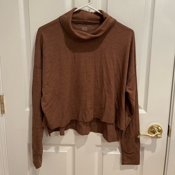 American Eagle turtle neck top - Picture 1 of 3